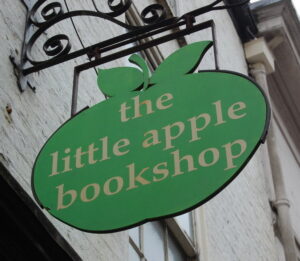 Little Apple Logo 300x261