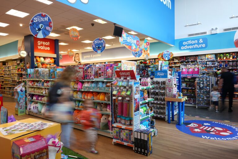 The Entertainer Promo Image 768x513